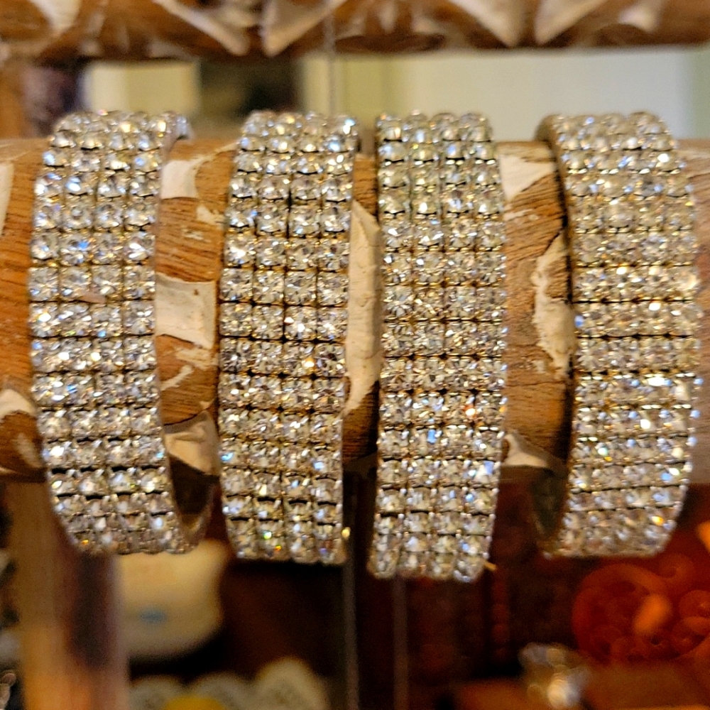 Stretch crystal bracelets- set of 4